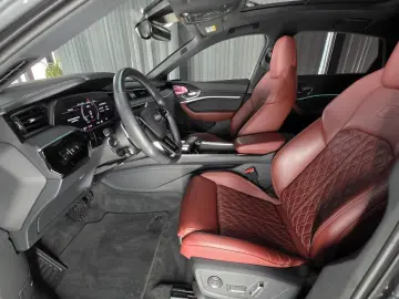 AUDI E-tron Sportback S Quattro PANO AHK HuD