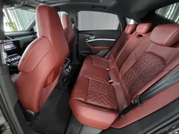 AUDI E-tron Sportback S Quattro PANO AHK HuD
