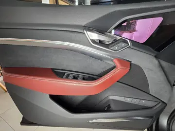 AUDI E-tron Sportback S Quattro PANO AHK HuD
