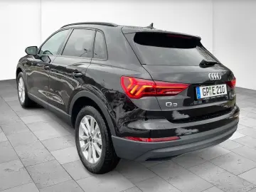 AUDI Q3 35 TFSI basis 1.5 TSI RFK 18   AHK NAVI PDC