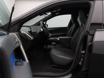BMW iX xD40 Sport SkyLounge Laser 360 DAB H K 22Zoll