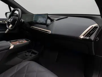 BMW iX xD40 Sport SkyLounge Laser 360 DAB H K 22Zoll