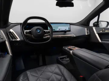 BMW iX xD40 Sport SkyLounge Laser 360 DAB H K 22Zoll
