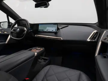 BMW iX xD40 Sport SkyLounge Laser 360 DAB H K 22Zoll