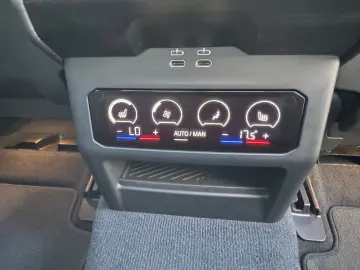 BMW 520d A M Paket Panorama AHK Head-Up 360 Kamera