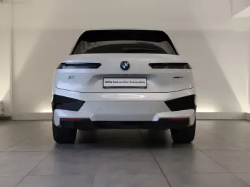 BMW iX xDr50 Sport Laser 360 SkyLounge AirSusp H&K