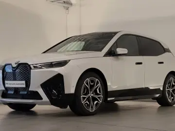 BMW iX xDr50 Sport Laser 360 SkyLounge AirSusp H&K