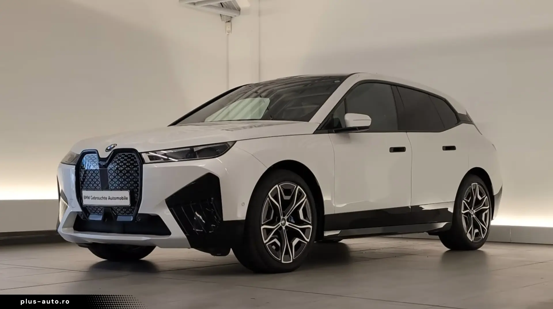 BMW iX xDr50 Sport Laser 360 SkyLounge AirSusp H&K