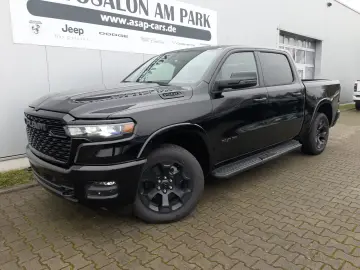 Dodge RAM 1500 CrewCab Big Horn Night 3.0i