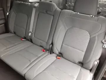 Dodge RAM 1500 CrewCab Big Horn Night 3.0i