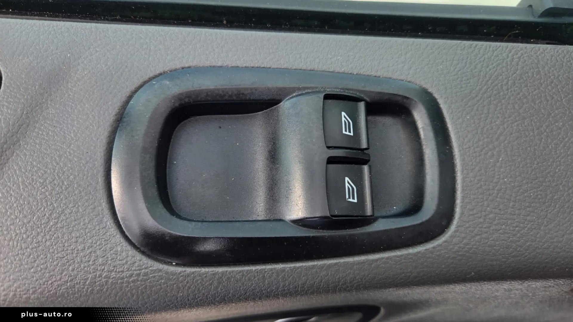 FORD TRANSIT DOKA 7 LOCURI   BENA L=2.40M