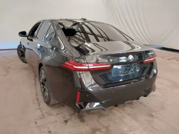 BMW 520i M Sport AHK Sthz H K Sitzbelüf 20 Zoll 360