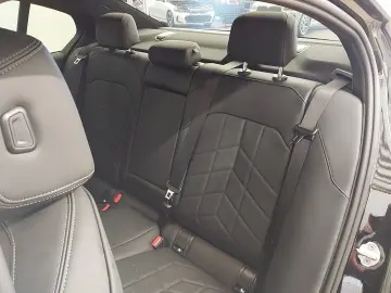 BMW 520i M Sport AHK Sthz H K Sitzbelüf 20 Zoll 360