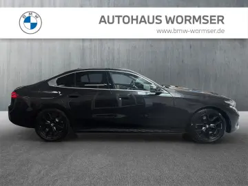 BMW 520d Limousine M Sport Head-Up AHK Navi Kamera