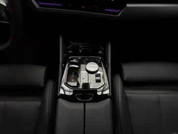 BMW 520d Limousine M Sport Head-Up AHK Navi Kamera