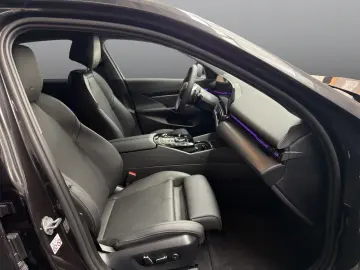 BMW 520d Limousine M Sport Head-Up AHK Navi Kamera