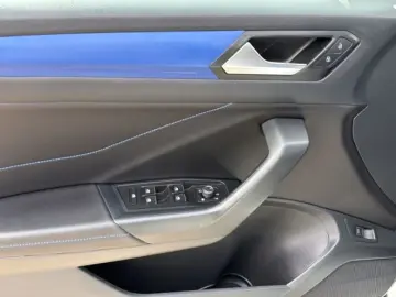 VW T-Roc R 4M Matrix beats Kamera Navi ACC