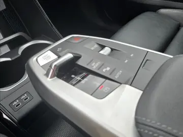 BMW X1 xDrive23d M Sport Head-Up HiFi