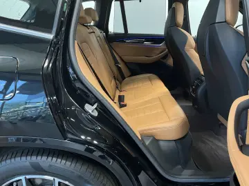 BMW X3 xDrive30d M Sport PANO 360 KAM RFK NAVI LED