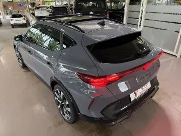 CUPRA Formentor VZ 4Drive 333PS AHK Leder Matrix Pano