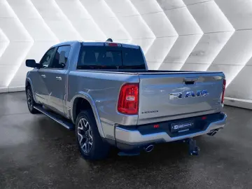 Dodge RAM 1500 Laramie Sport