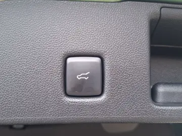 FORD Kuga ST-Line X PANO AHK LED-MATRIX 360GRAD ACC N