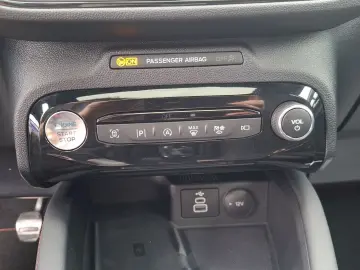 FORD Kuga ST-Line X PANO AHK LED-MATRIX 360GRAD ACC N