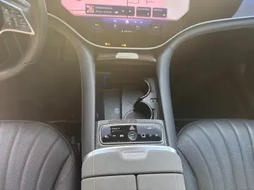 MERCEDES-BENZ EQS 580 AMG Distro Airmatic Sitzkl Pan…