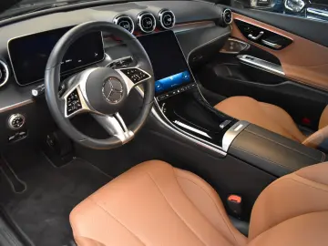 MERCEDES-BENZ CLE 220 d COUPE Avantgarde PANO LEDER …