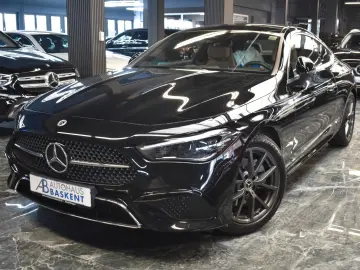 MERCEDES-BENZ CLE 220 d COUPE Avantgarde PANO LEDER …