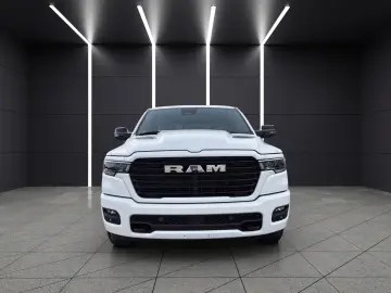 Dodge RAM 1500 Laramie Sport
