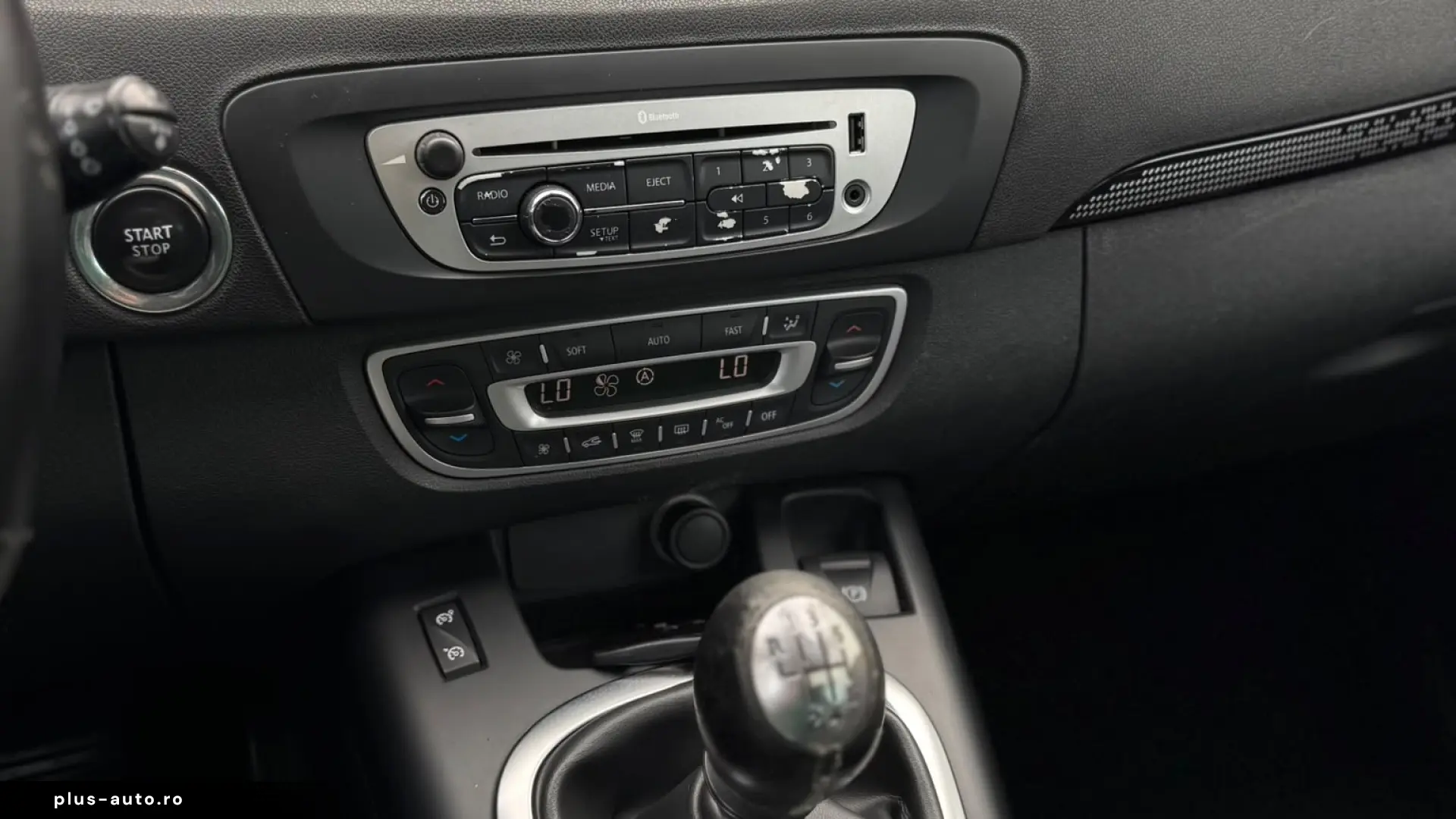 RENAULT MEGANE SCENIC