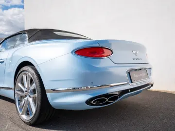 BENTLEY Continental GTC V8