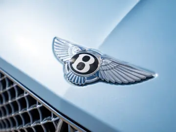 BENTLEY Continental GTC V8