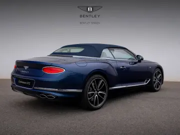 BENTLEY Continental GTC V8