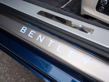 BENTLEY Continental GTC V8