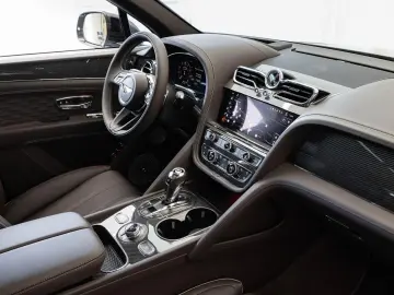BENTLEY Bentayga Speed (MY26) ELEGANT   SPORTLICH   FULL