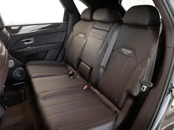 BENTLEY Bentayga Speed (MY26) ELEGANT   SPORTLICH   FULL