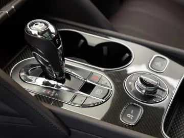 BENTLEY Bentayga Speed (MY26) ELEGANT   SPORTLICH   FULL
