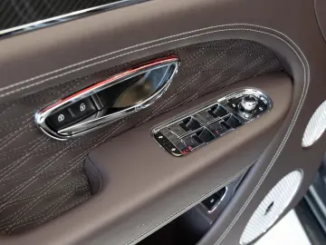 BENTLEY Bentayga Speed (MY26) ELEGANT   SPORTLICH   FULL