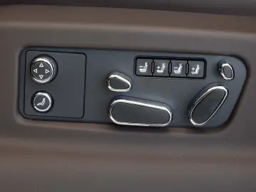 BENTLEY Bentayga Speed (MY26) ELEGANT   SPORTLICH   FULL