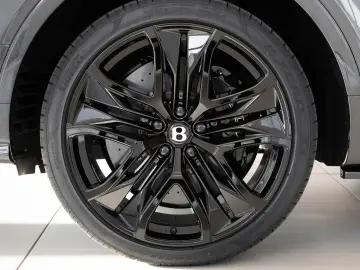 BENTLEY Bentayga Speed (MY26) ELEGANT   SPORTLICH   FULL