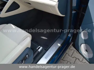 BENTLEY Bentayga 3.0 Hybrid Azure 4WD Autom.