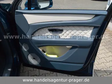 BENTLEY Bentayga 3.0 Hybrid Azure 4WD Autom.