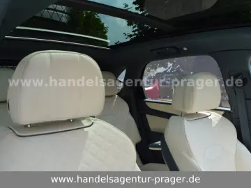 BENTLEY Bentayga 3.0 Hybrid Azure 4WD Autom.