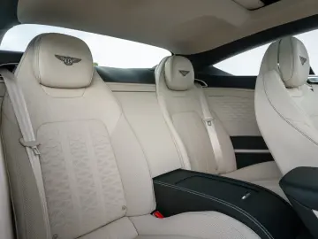 BENTLEY Continental GT Speed V8 Hybrid