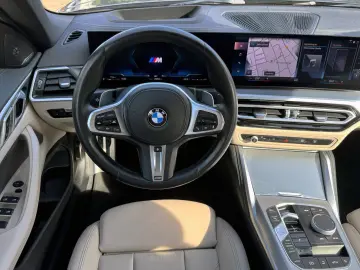 BMW M440i xDrive Cabrio ACC AHK LED CarPlay KAM H&K