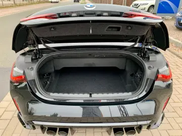 BMW M4 Cabrio xDrive Competition  Service NEU