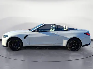 BMW M4 Competition M xDrive Cabrio Innovationsp.