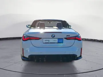 BMW M4 Competition M xDrive Cabrio Innovationsp.